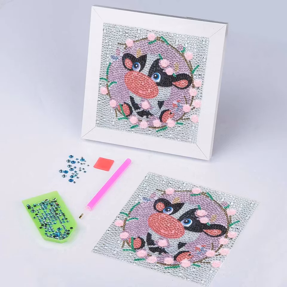 Barntavla, diamond painting, ko, medföljande träram