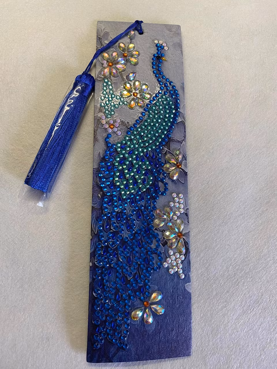diamond painting bokmärke, diy, blå påfågel