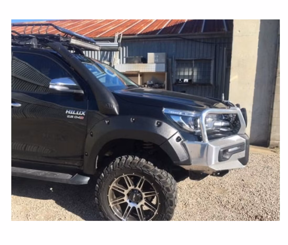 Skjermbreddere LLDPE Toyota HILUX REVO 2015+ +22cm