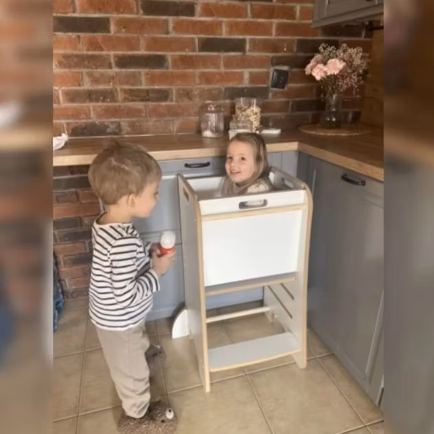 Kjøkkenhjelper Montessori for barn | Kitchen Helper med lås