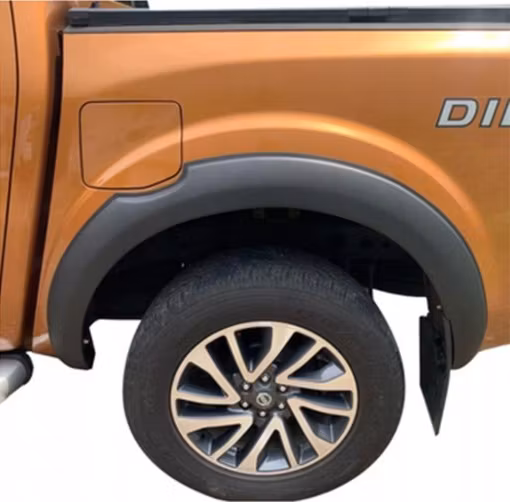 Skjermbreddere LLDPE Nissan Navara D40 4D 6 cm SNAKEMAN 4WD