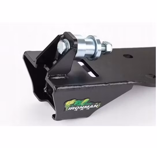NISSAN PATROL Y60 | Y61 Drop Box feste for bærearm med 5° caster‑korreksjon