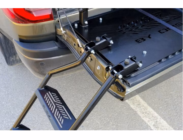 Universal sidestige for PICKUP bakluke