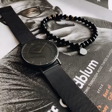 Douglas + Balder | Klockset | Mesh/Svart