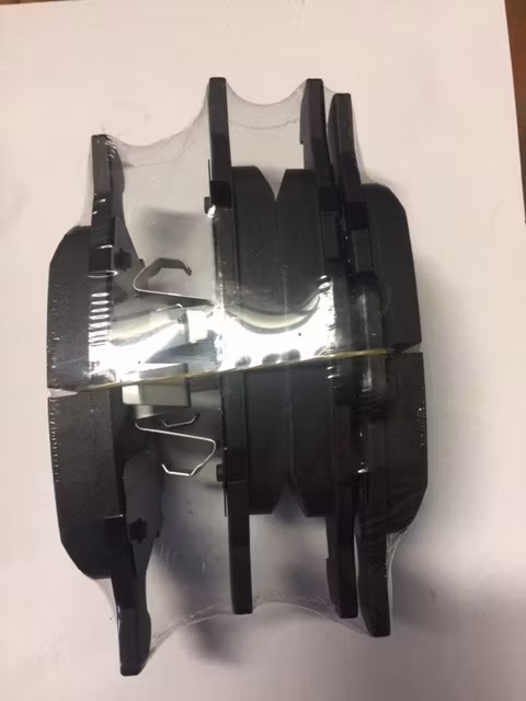 BROMSBELÄGG FRAM V50 2004-
