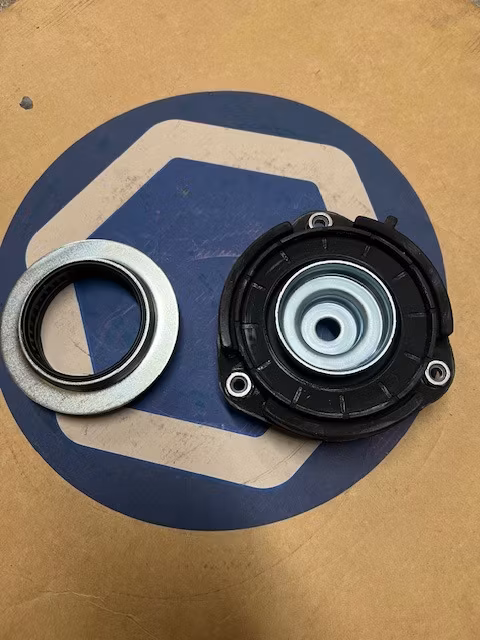 FJÄDERBENSLAGER KOMPLETT FRAM VW    SA 802417