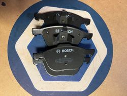 BROMSBELÄGG FRAM BOSCH FORD / VOLVO