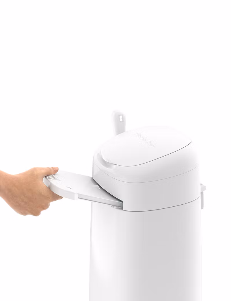 Här utförs ett byte med refill hos LitterLocker!