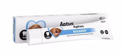 Framsidan av förpackningen för Aptus Bucadog Tandgel 70 gram.