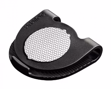 En svart och silvrig Orbiloc Reflective Clip.