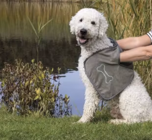 Handduk med handfickor, mikrofiber - 78 × 32 cm