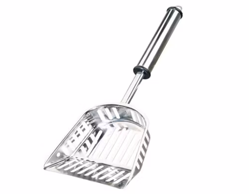 En silvrig kattspade i metall.