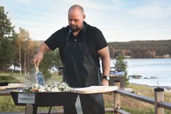 Hörnells Outdoor Stekhäll Set 60 cm