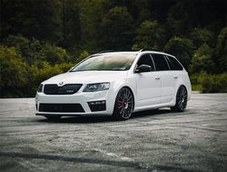 Skoda Octavia 5E 1.6TDI 105hk