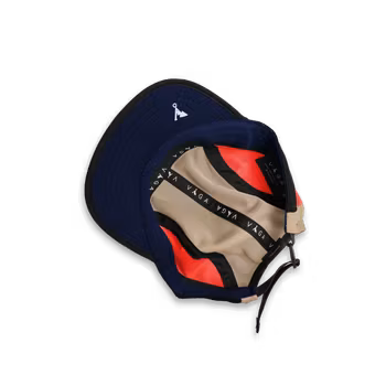 Våga Club Cap - Black / Camel / Flamel red / Navy blue