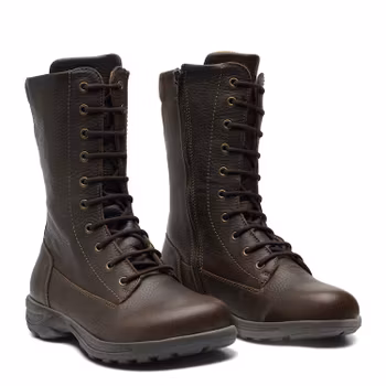 New Feet 172-21. Varmfodrade och vattentäta stövlar med snörning dragkedja. Mörkbrun. Bred läst.