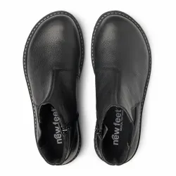 New Feet 232-22. Vattentäta boots med dragkedja och resår i skaftet. Svart.