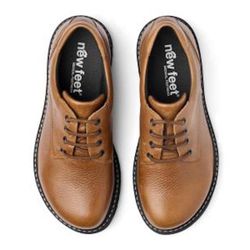 New Feet 232-24. Mjuka och lätta snörskor med urtagbar komfortsula. Cognac.