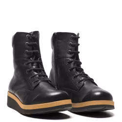 New Feet 192-83. Varmfodrade och vattentäta snörkängor med dragkedja. Svart.
