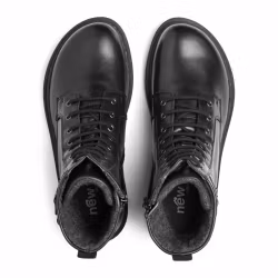 New Feet 252-13. Varmfodrade och vattentäta snörkängor med dragkedja. Svart.