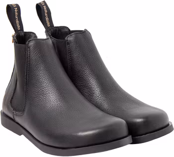 El Naturalista Arenisca 5875 Alpine Grass Black. MINIMALIST.