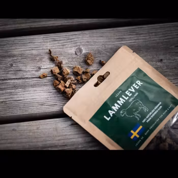 Torkad lammlever i små bitar