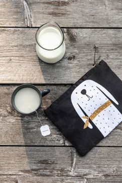 Bosse toiletry bag