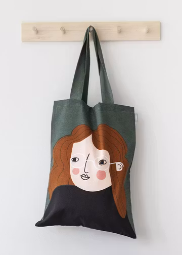 Bia tote bag