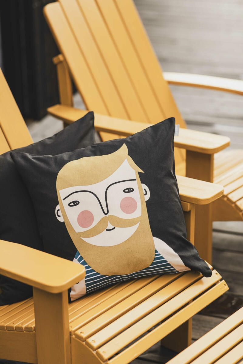 Frank cushion