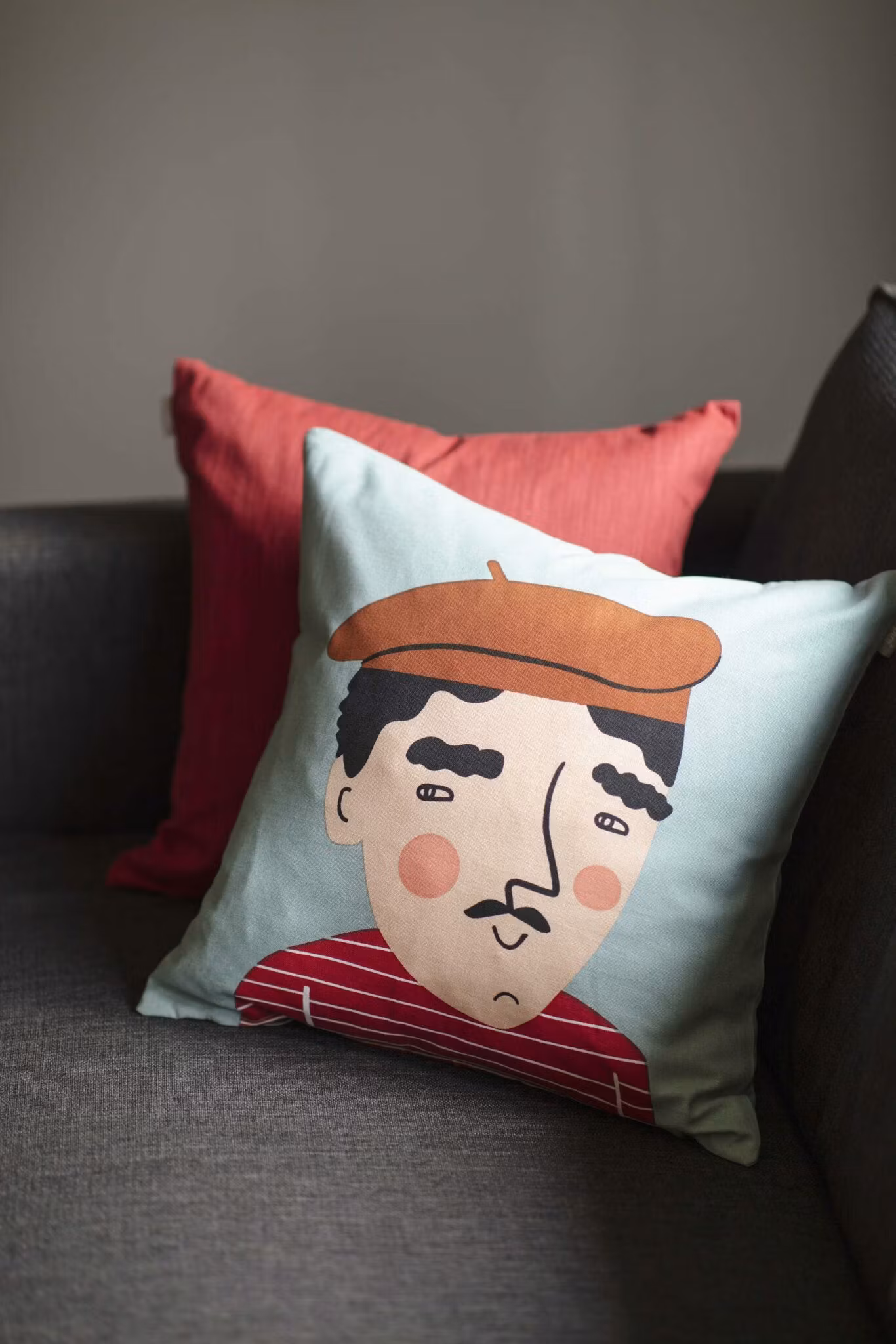 Pierre cushion