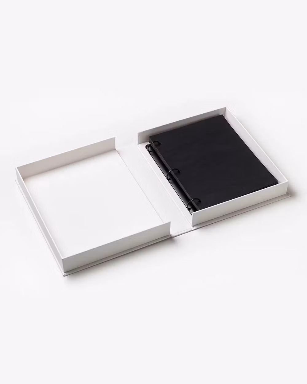 Lyxigt Fotoalbum "hello beautiful" i Vitt Tyg – Med Tulpaner & Guldfolie
