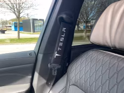 Tesla säkerhetsbälteöverdrag 2 st