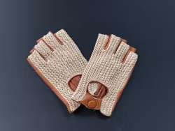 Lyxiga beige bilhandskar