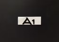 Audi A1 emblem i svart
