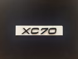 Volvo XC70 emblem i svart