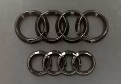 Audi A6 ringar fram och bak i svart