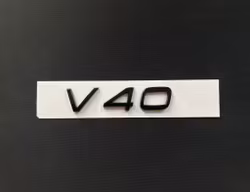 Volvo V40 emblem i svart