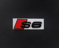 Audi S6 emblem i svart