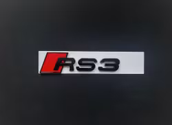 Audi RS3 emblem i svart