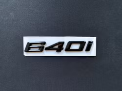 BMW 640i emblem i svart