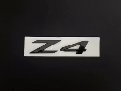 BMW Z4 emblem i svart