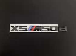 BMW X5M50d emblem i svart