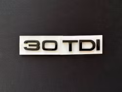Audi 30/40 TDI emblem i svart