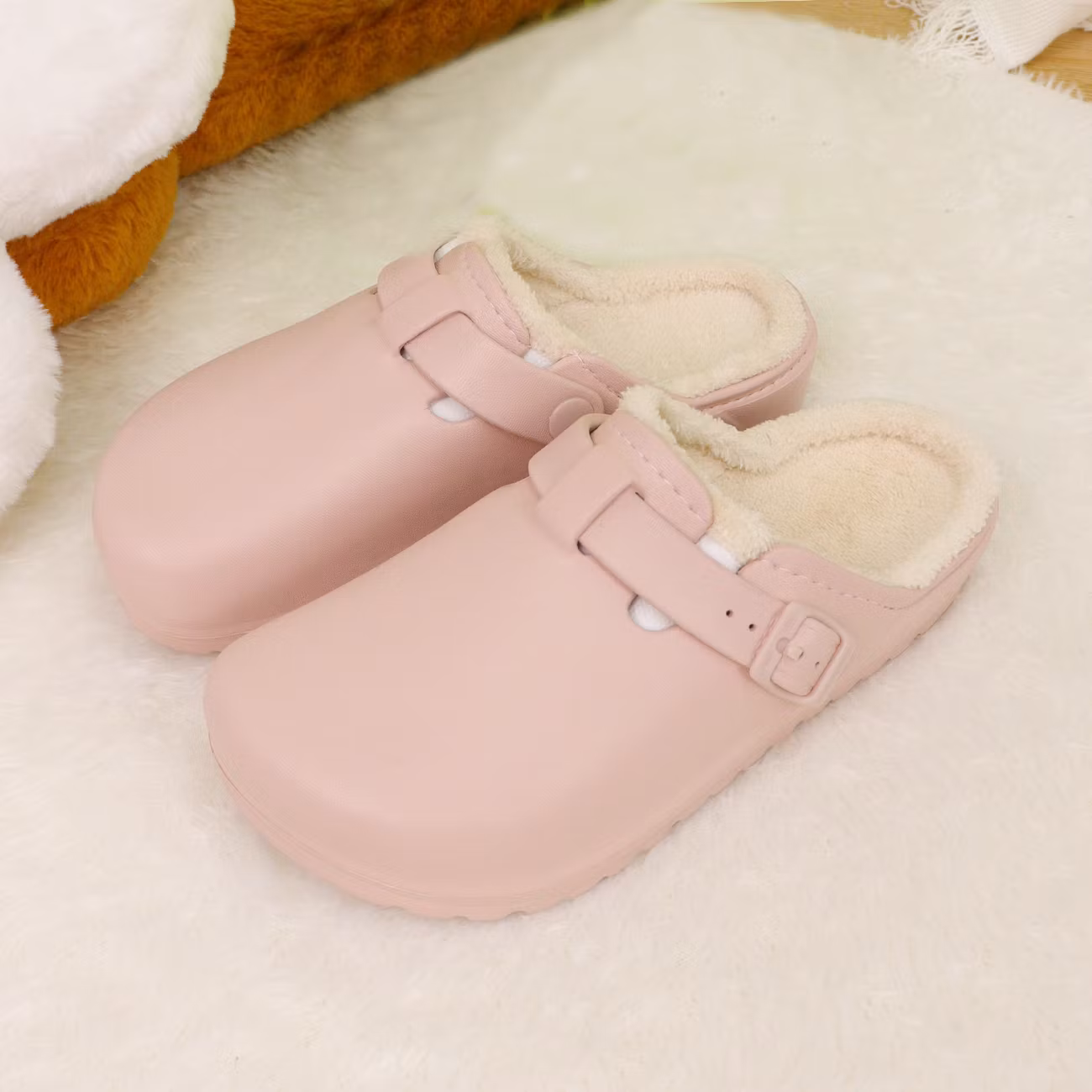 Premium fodrade justerbara cloud tofflor ROSA