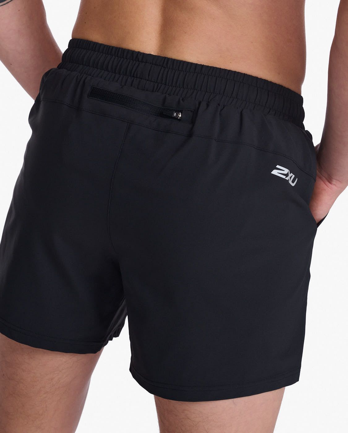 2XU Aero 5 inch Shorts (Herr) - Svart
