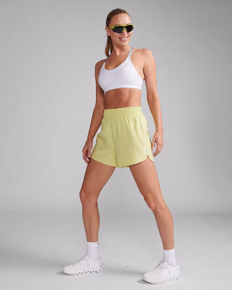2XU Aero Hi-Rise 4 inch Short (Dam) - Limelight/White Reflective