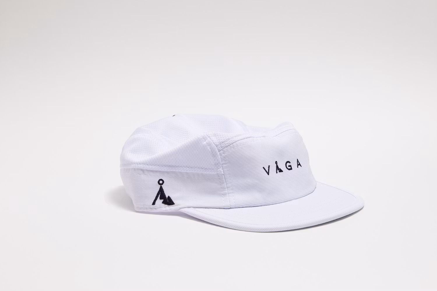VÅGA Club Cap All White