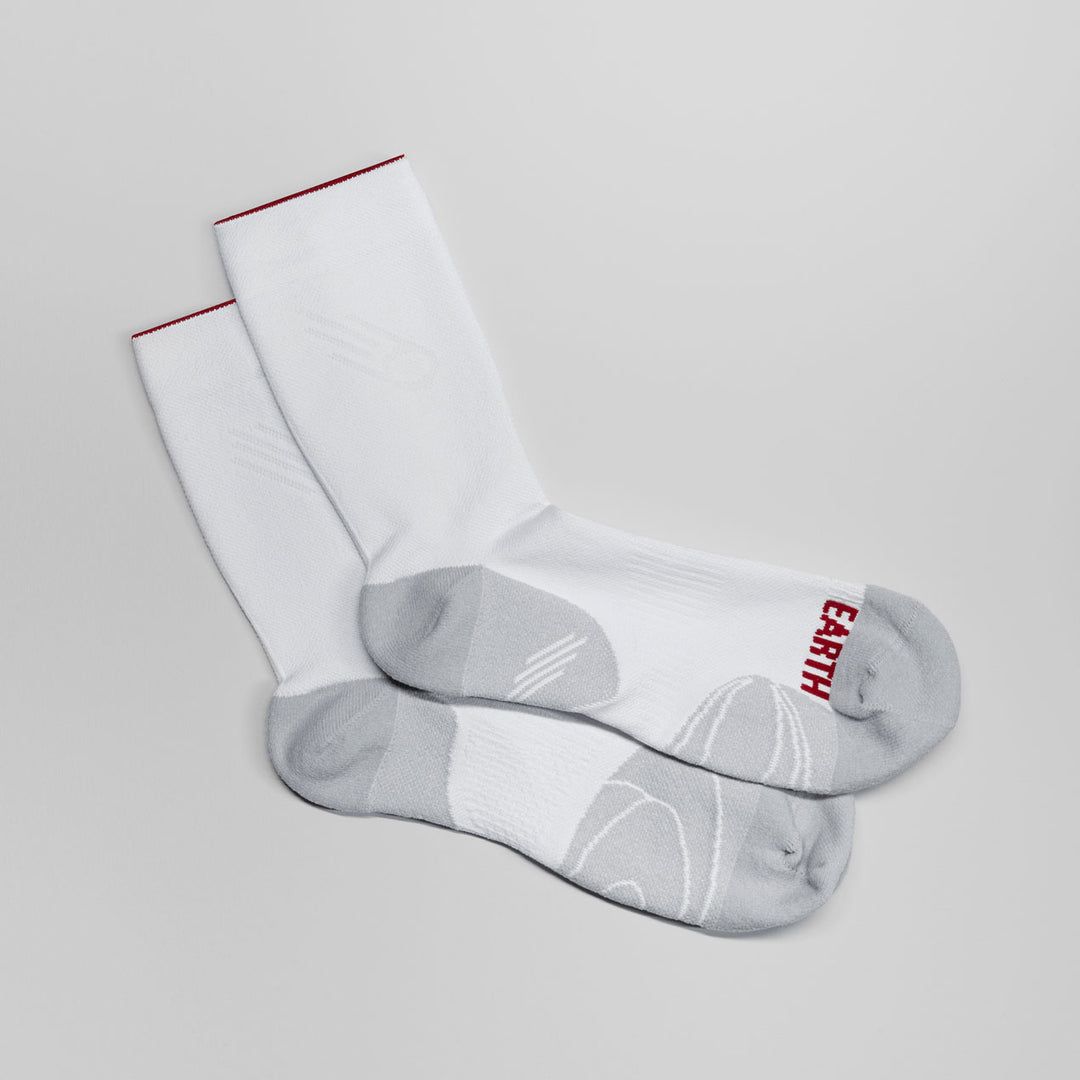 Near Earth - The Distance Running Sock - White