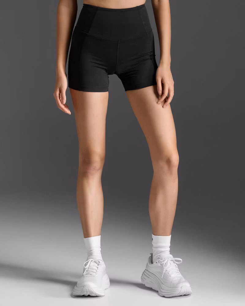 2XU Form Soft Touch Hi-Rise Compression 4 Inch Shorts (Dam) - Black/Black