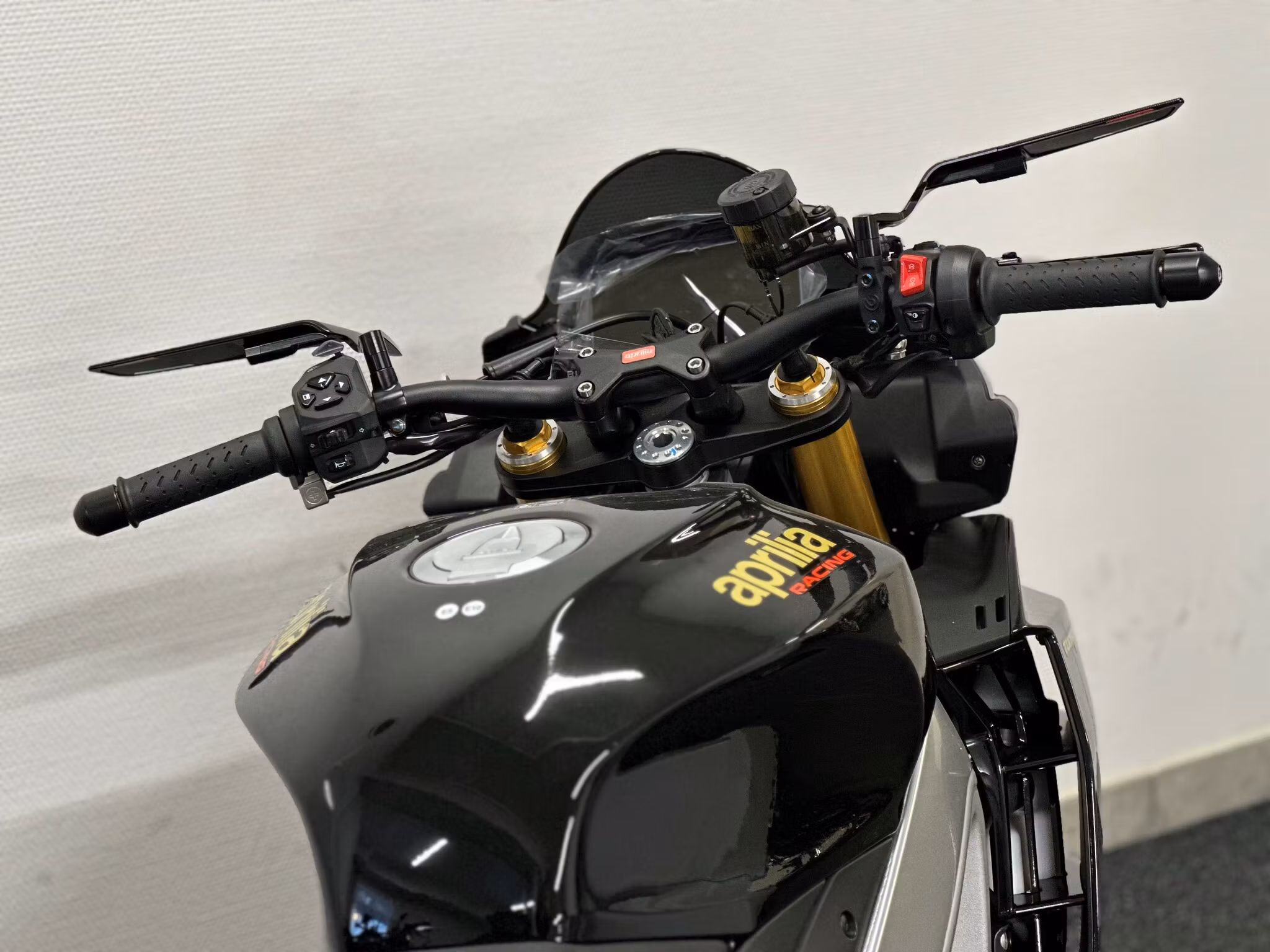 Rizoma Stealth Backspegel